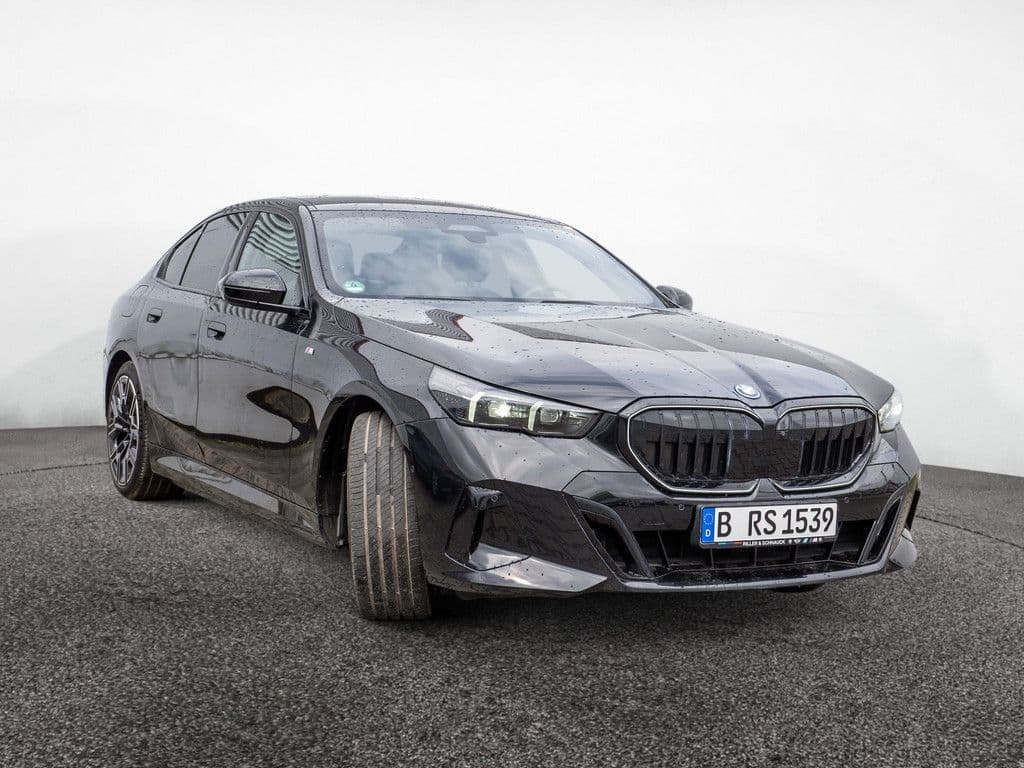 BMW 550 e xDrive M-Sport Pro AHK+DRIVING-PROF+INNOVAT 2024