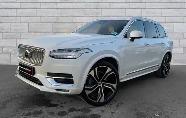 Volvo XC90 B5 Ultimate Bright 7Sitz LUFTFW PANO HUD 22 2023