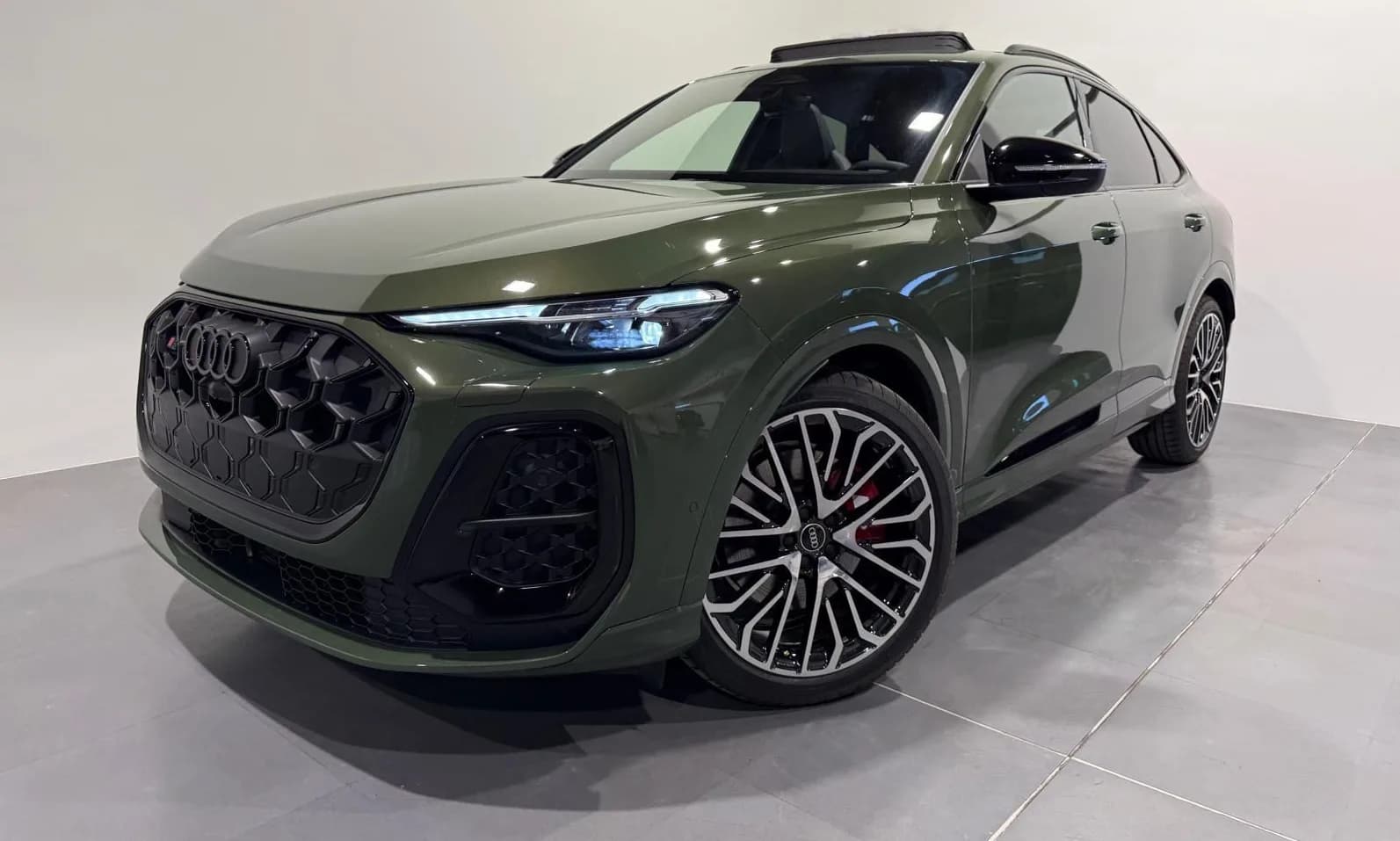 Audi SQ5 Sportback 3.0 quattro 270 kW *VOLL*GRÜN* 2026