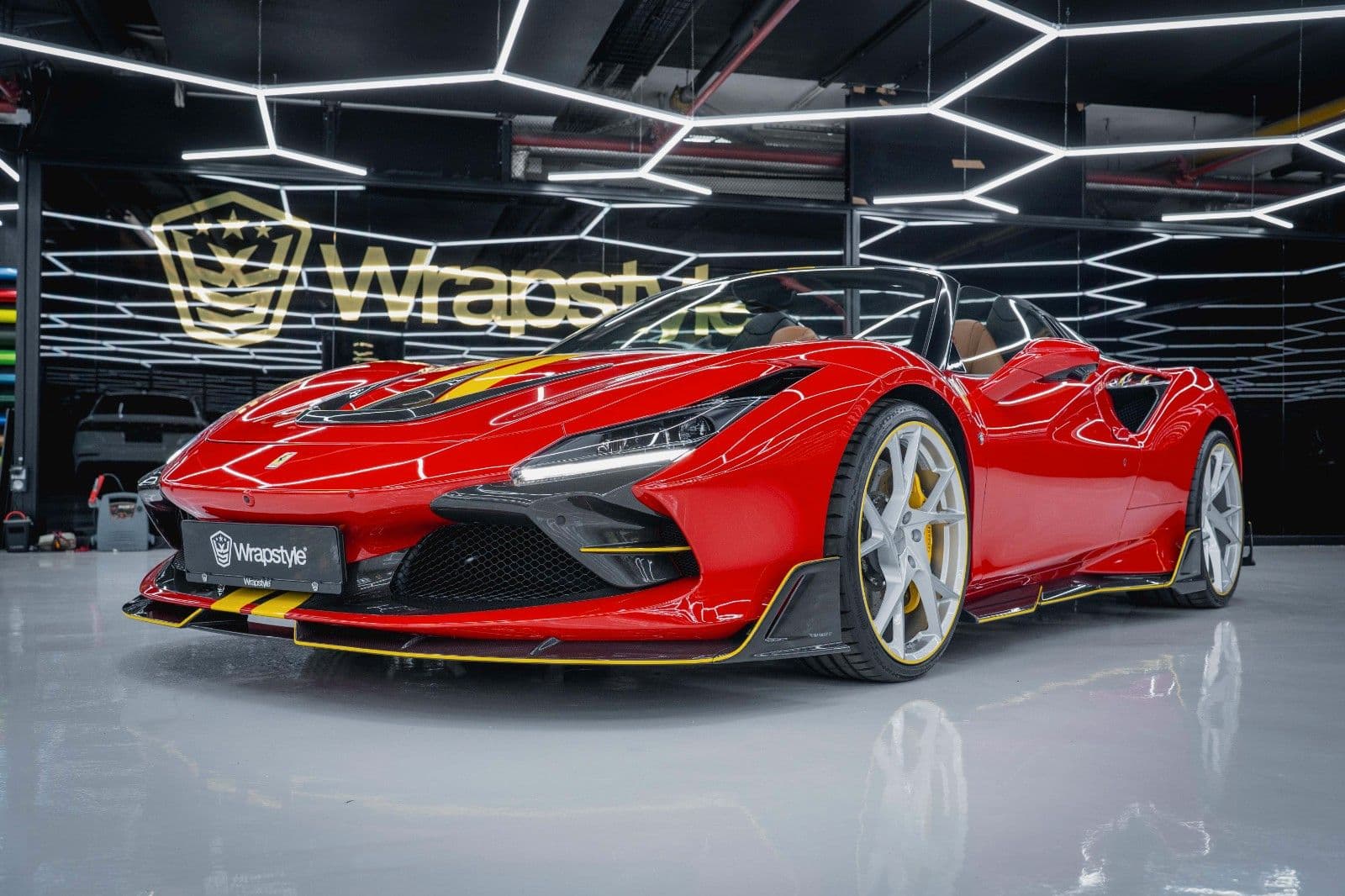 Ferrari F8 Spider MANSORY CARBON SOFTKIT 2022