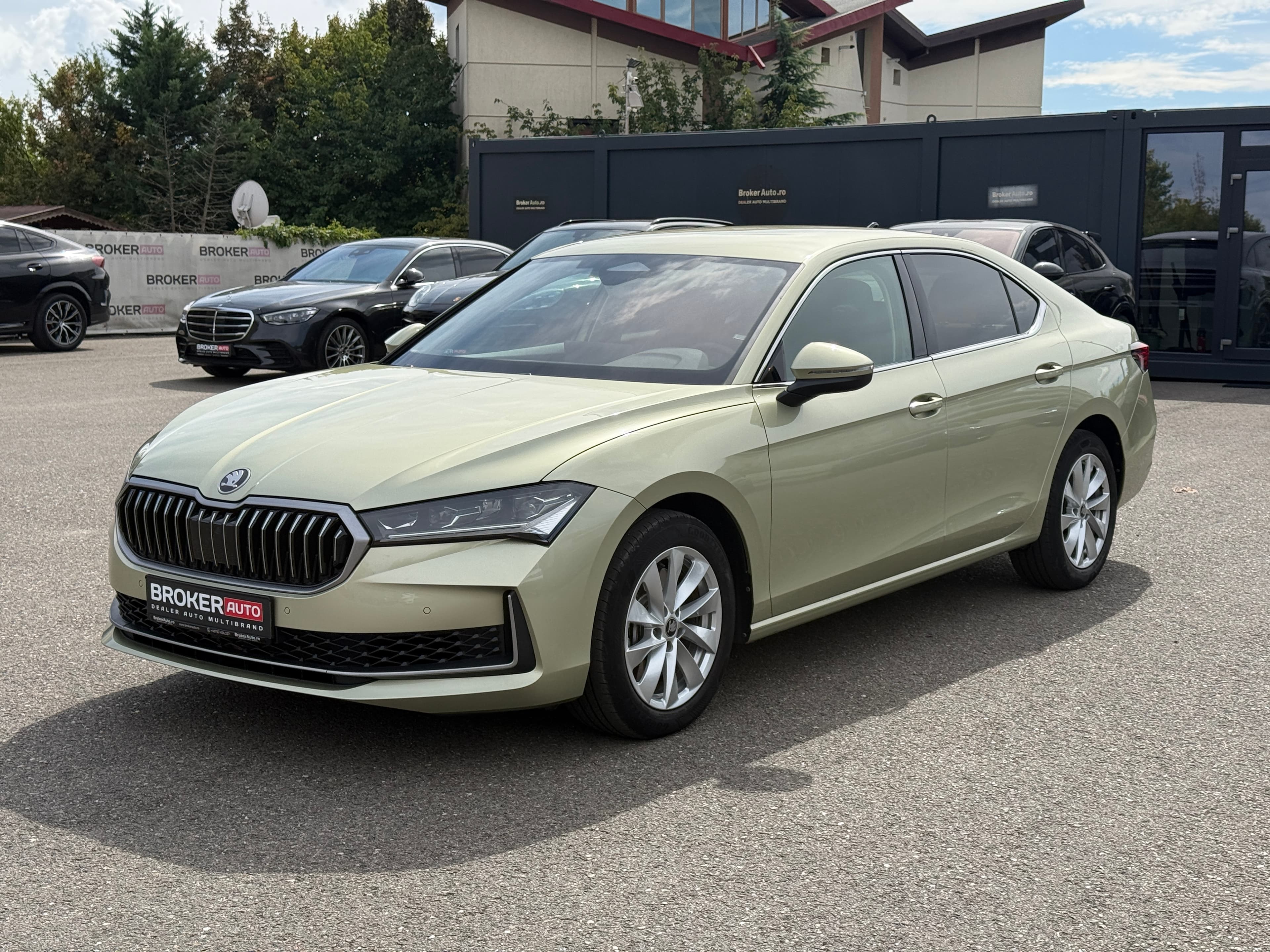 Skoda Superb 2025