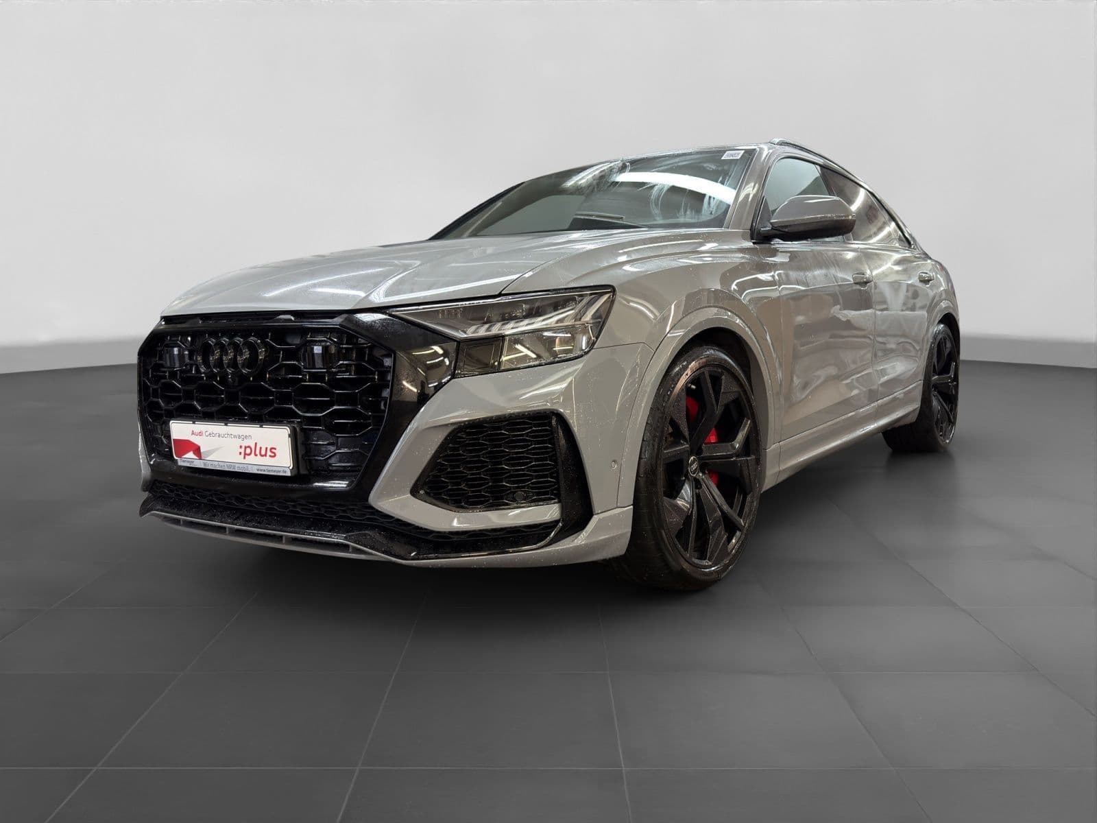 Audi RSQ8 TFSI Q PANO LM23 RS-AGA BuO 2023